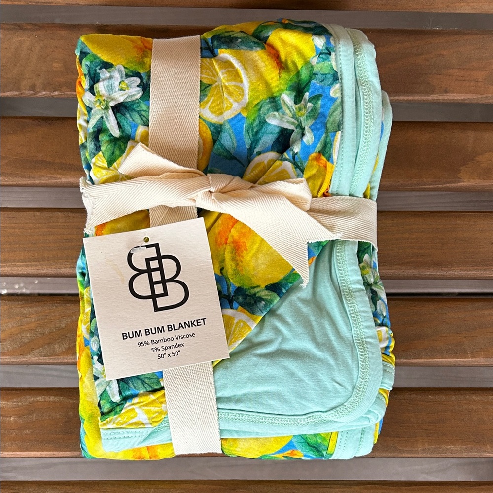 NWT Little Bum Bums Bum Bum Blanket with Lemon Floral Design